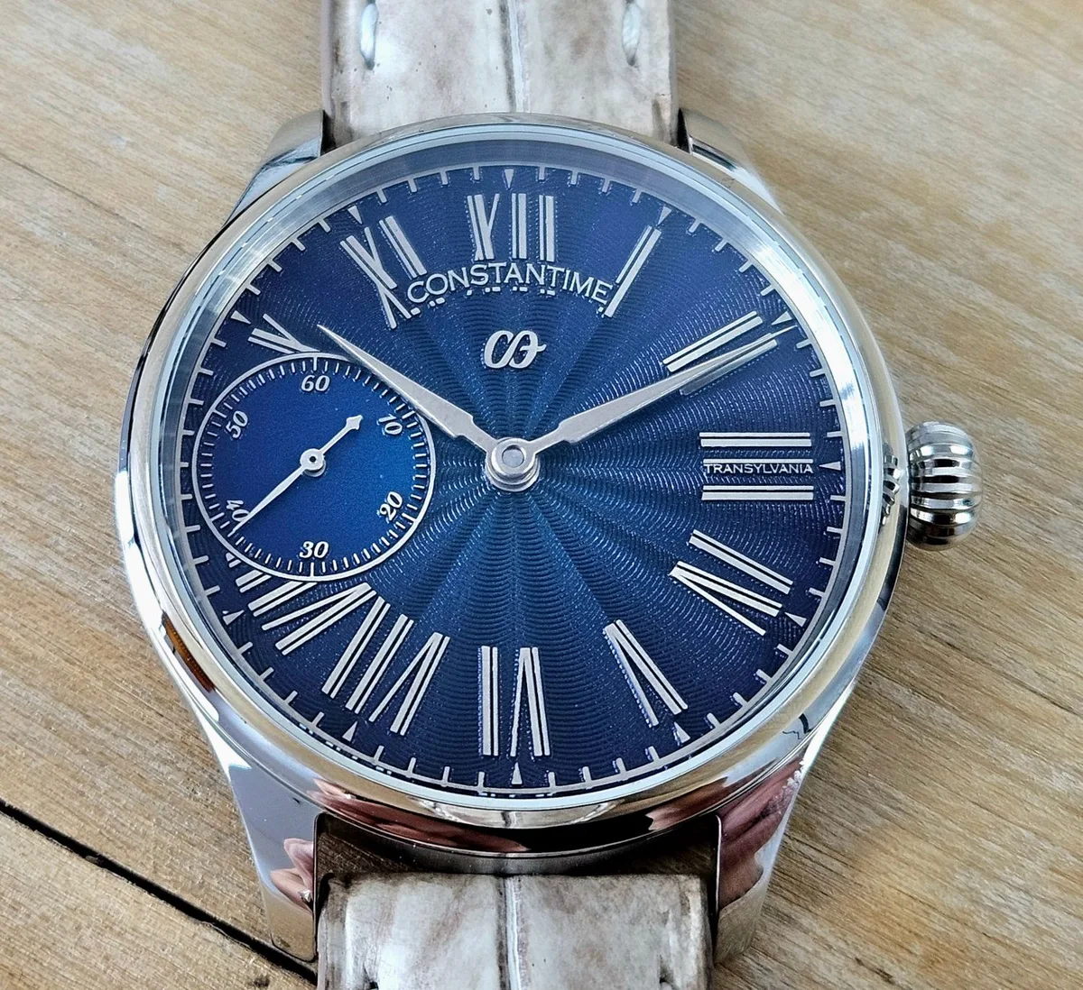 CONSTANTIME Genesis: A 25-Piece Hand-Wound Watch From Transylvania
