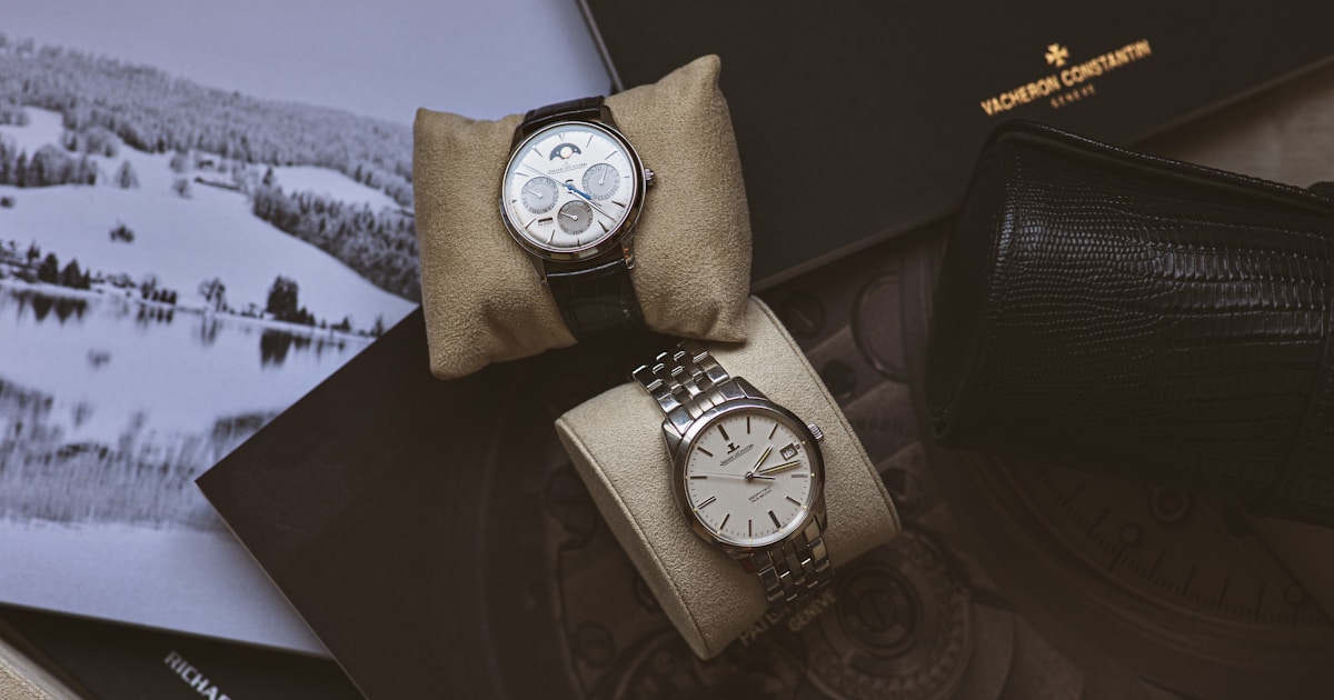 Jaeger-LeCoultre Reverso Classic Review: The Reversible Icon